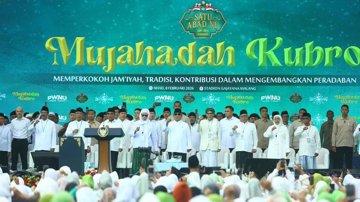 Presiden Hadiri Mujahadah Kubro 1 Abad NU, HMPM S2 Ekonomi Syariah UIN KHAS Jember Turut Bermujahadah