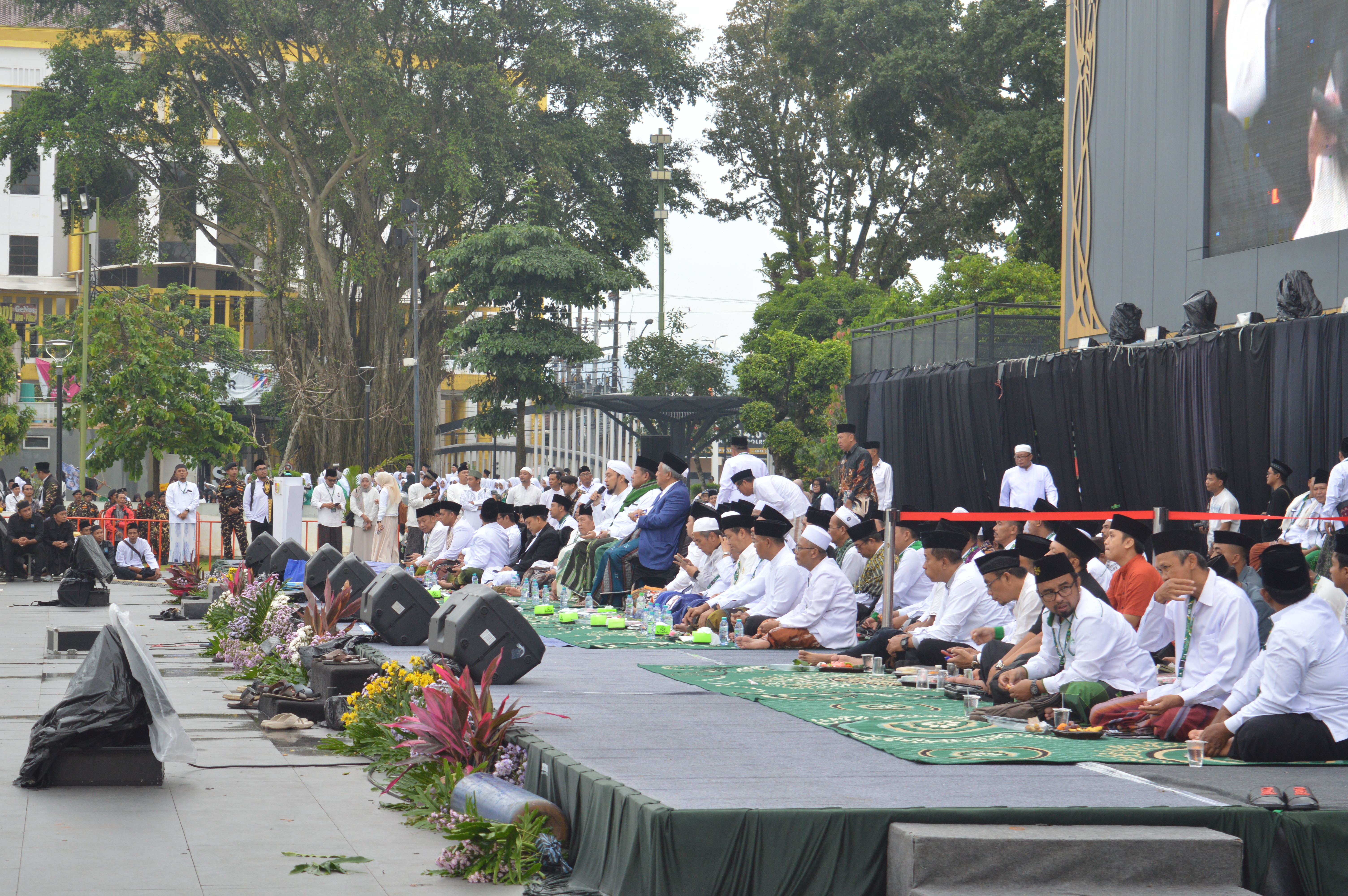 Akademisi Muda NU Turut Hadir: Mahasiswa S2 Ekonomi Syariah UIN KHAS Jember di Harlah NU Ke-100