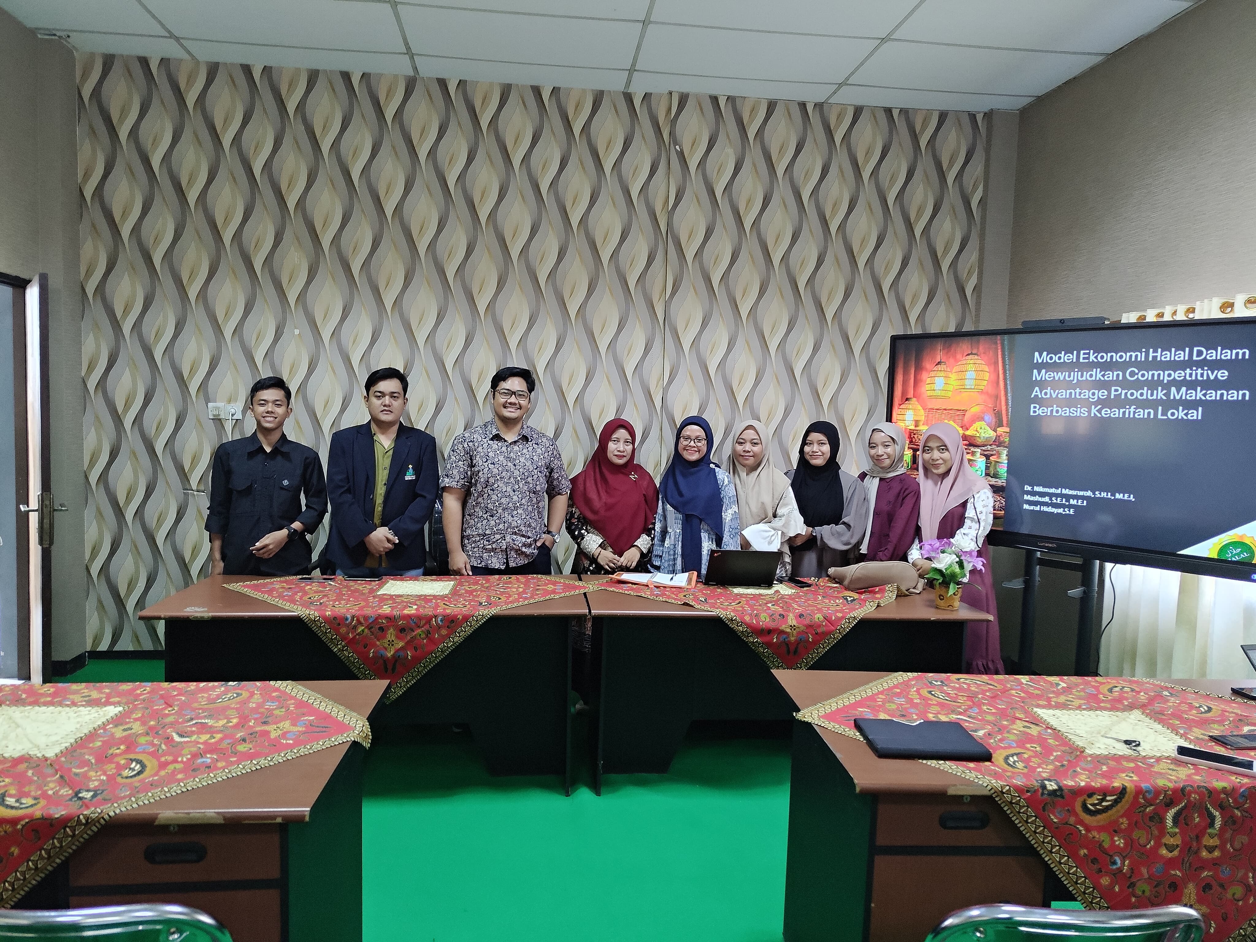 CIEFS Gelar Diskusi Riset: Kembangkan Model Ekonomi Halal untuk Produk Makanan Berbasis Kearifan Lokal